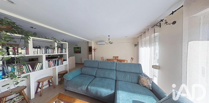 Apartment à Elche, Alicante, Espagne 2 chambres, 100 m2 No. 192093