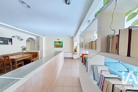 Apartment à vendre à Elche, Alicante, Espagne, 2 chambres, 100 m2 No. 192093 - photo 4