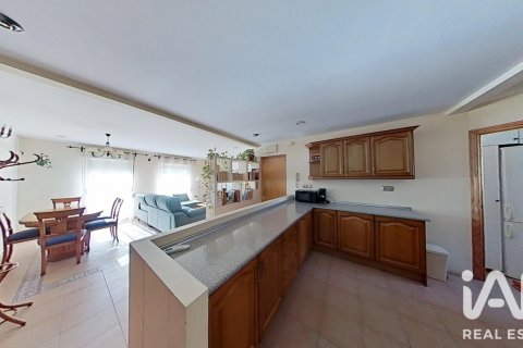 Apartment à vendre à Elche, Alicante, Espagne, 2 chambres, 100 m2 No. 192093 - photo 9
