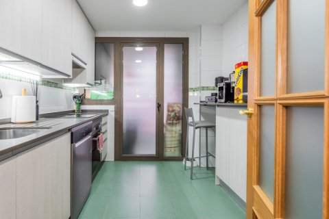 Apartment à vendre Madrid, Espagne, 2 chambres, 82 m2 No. 108320 - photo 5