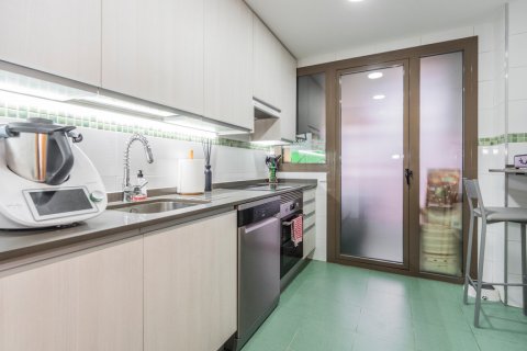 Apartment à vendre Madrid, Espagne, 2 chambres, 82 m2 No. 108320 - photo 3