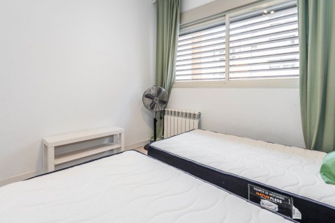 Apartment for sale Madrid, Spain 3 bedrooms, 117 sq.m. No. 108319 - photo 27