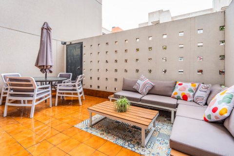 Apartment for sale Madrid, Spain 3 bedrooms, 117 sq.m. No. 108319 - photo 16