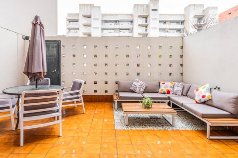 Apartment for sale Madrid, Spain 3 bedrooms, 117 sq.m. No. 108319 - photo 10