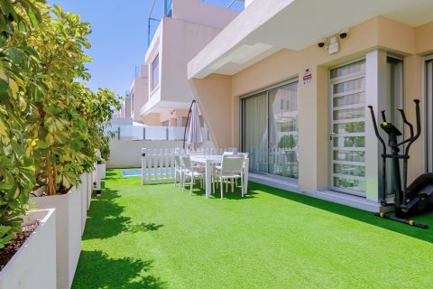 Villa for sale in Pilar de la Horadada, Alicante, Spain 3 bedrooms, 136 sq.m. No. 140478 - photo 27