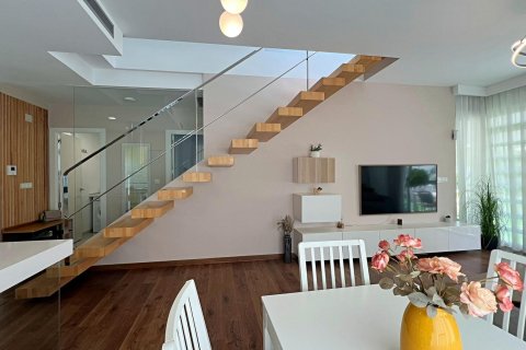 Villa for sale in Pilar de la Horadada, Alicante, Spain 3 bedrooms, 136 sq.m. No. 140478 - photo 3