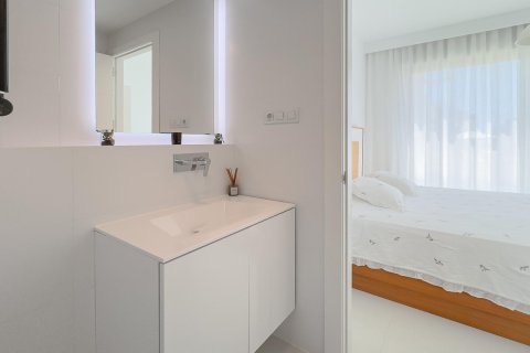 Villa for sale in Pilar de la Horadada, Alicante, Spain 3 bedrooms, 136 sq.m. No. 140478 - photo 25