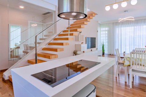 Villa for sale in Pilar de la Horadada, Alicante, Spain 3 bedrooms, 136 sq.m. No. 140478 - photo 8