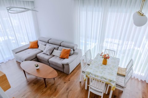 Villa for sale in Pilar de la Horadada, Alicante, Spain 3 bedrooms, 136 sq.m. No. 140478 - photo 11