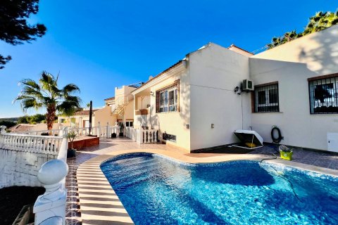 Villa for sale in Alicante, Spain 3 bedrooms, 143 sq.m. No. 140476 - photo 25