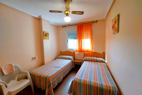 Apartment à vendre à Alicante, Espagne, 2 chambres, 103 m2 No. 140475 - photo 20