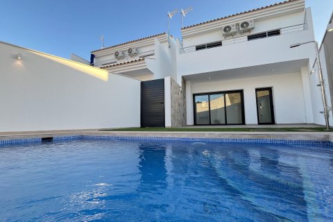 Villa till salu San Pedro del Pinatar, Murcia, Spanien 3 sovrum, 145 kvm. Nr. 135179 - foto 1