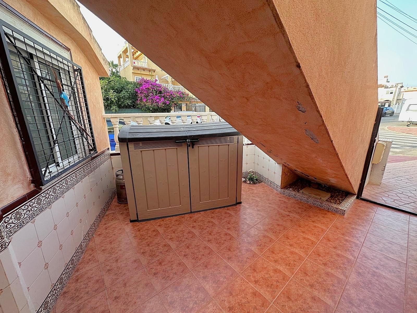 House in Guardamar del Segura, Alicante, Spain 1 bedroom, 63 sq.m. No. 193001