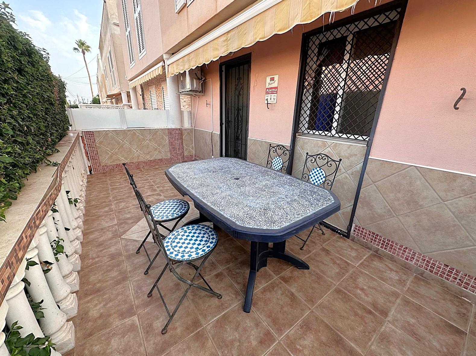 House in Guardamar del Segura, Alicante, Spain 1 bedroom, 63 sq.m. No. 193001