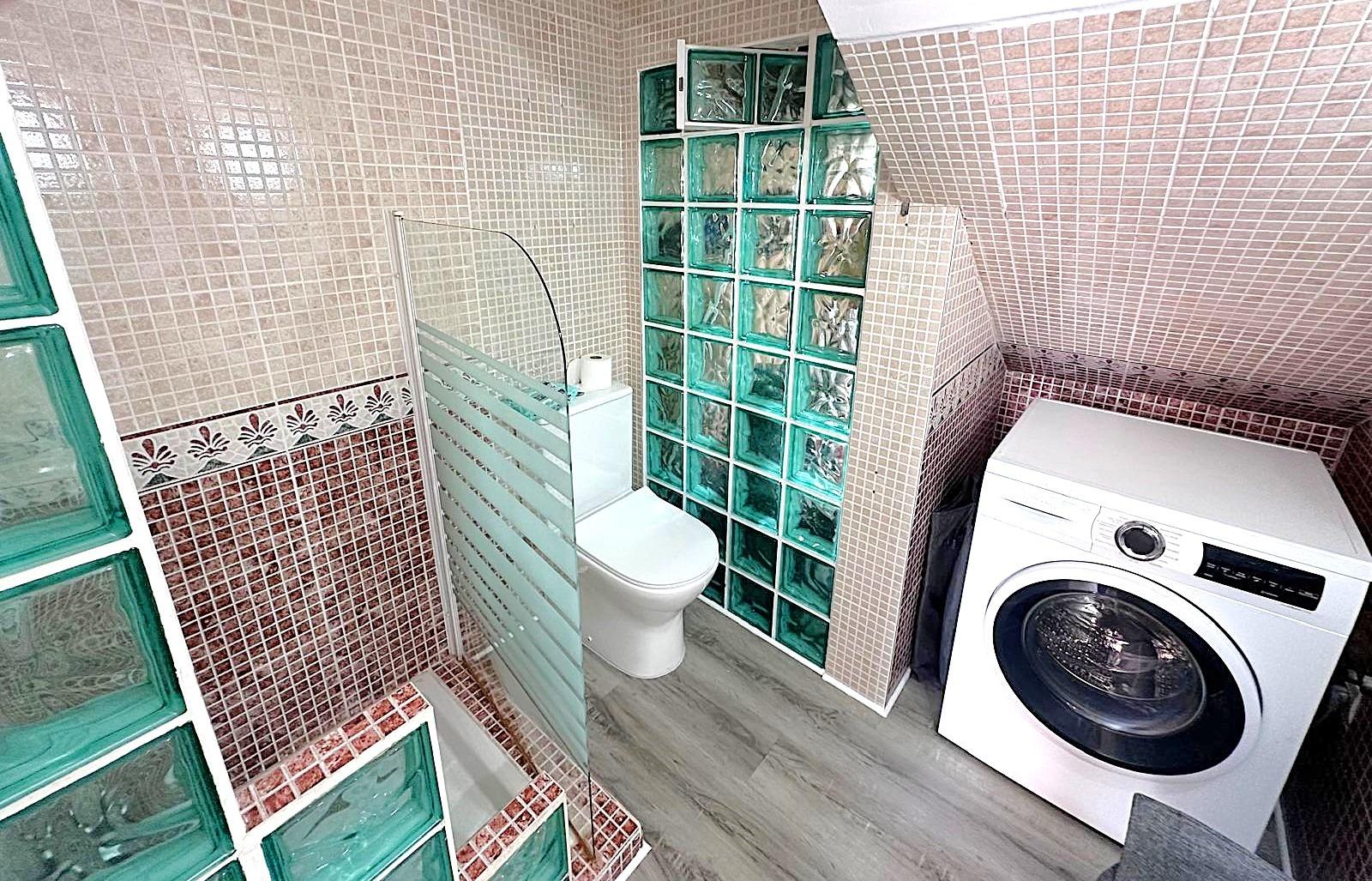 House in Guardamar del Segura, Alicante, Spain 1 bedroom, 63 sq.m. No. 193001