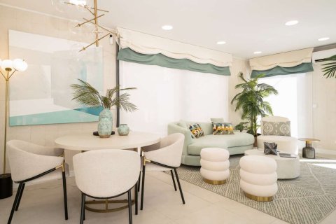 Apartment à vendre à Torremolinos, Malaga, Espagne, 3 chambres, 212.1 m2 No. 194677 - photo 7