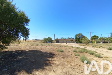 Land plot in Ribatejada, Madrid, Spain 7464 sq.m. No. 184696