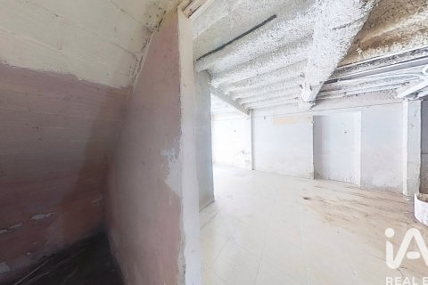 Commercial property for sale in Reus, Tarragona, Spain 5 bedrooms, 105 sq.m. No. 184694 - photo 4