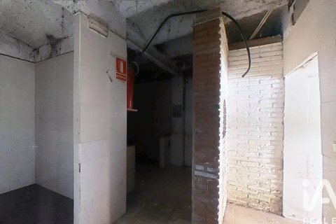 Commercial property for sale in Reus, Tarragona, Spain 5 bedrooms, 105 sq.m. No. 184694 - photo 16
