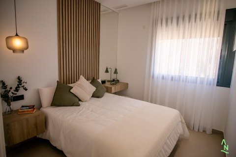 Lägenhet till salu i Condado de Alhama Golf Resort, Murcia, Spanien 2 sovrum, 90 kvm. Nr. 187315 - foto 12
