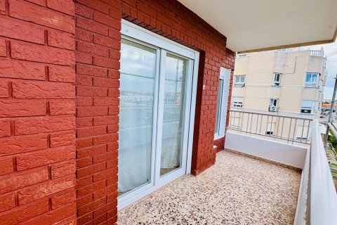 Penthäuser zum Verkauf in Punta Prima, Alicante, Spanien 2 Schlafzimmer, 70 m2 Nr. 179423 - Foto 2