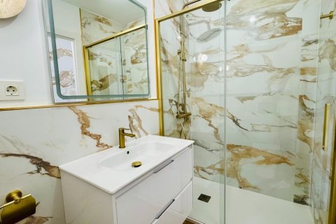 Penthäuser zum Verkauf in Punta Prima, Alicante, Spanien 2 Schlafzimmer, 70 m2 Nr. 179423 - Foto 15