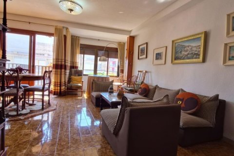 Продажа квартиры в Торревьеха, Аликанте, Испания 3 спальни, 100м2 №179422 - фото 3