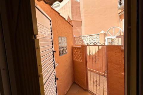 Ático en venta en Torrevieja, Alicante, España 2 dormitorios, 72 m2 No. 182959 - foto 15