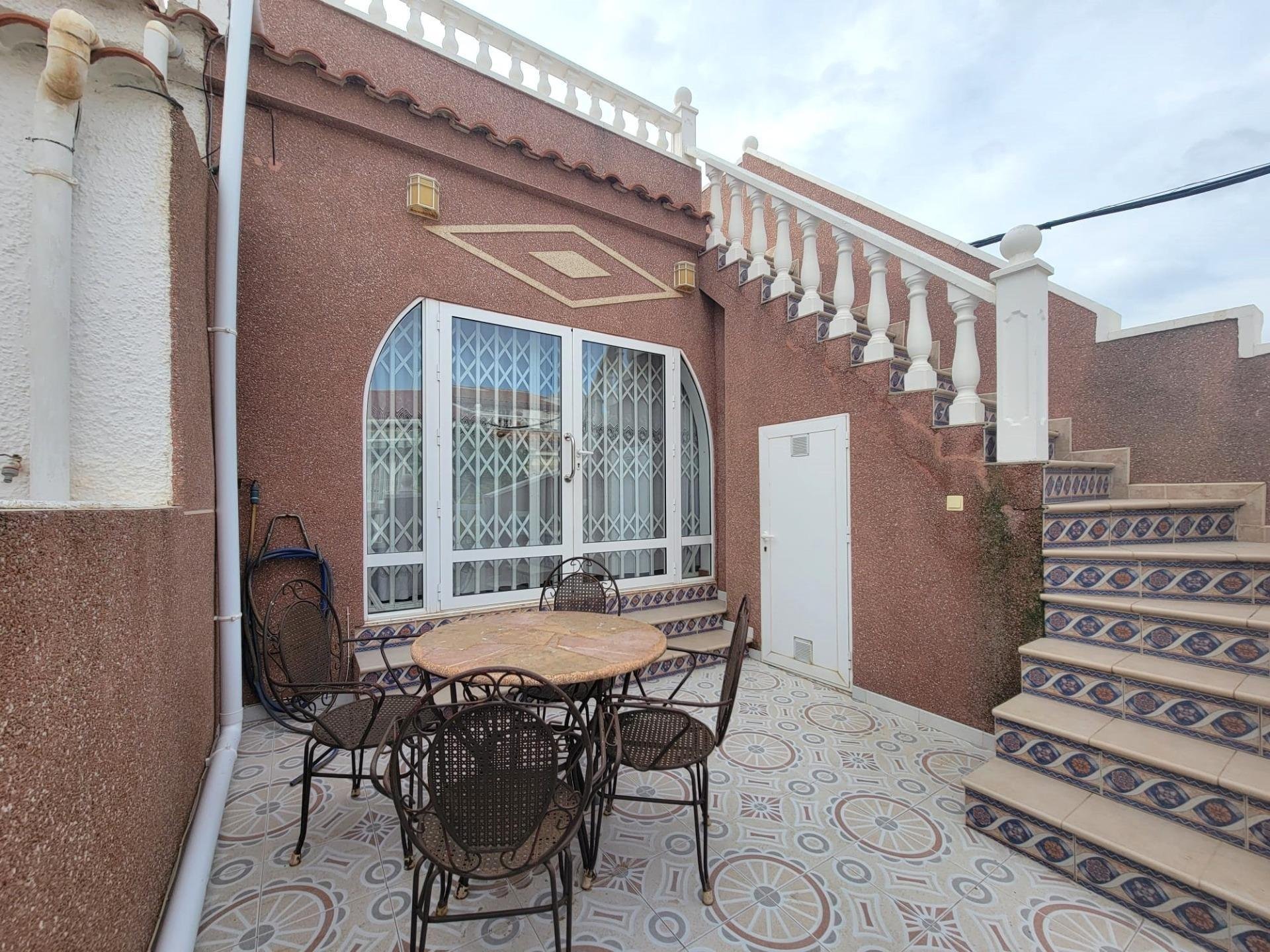 House in Torrevieja, Alicante, Spain 1 bedroom, 60 sq.m. No. 182956