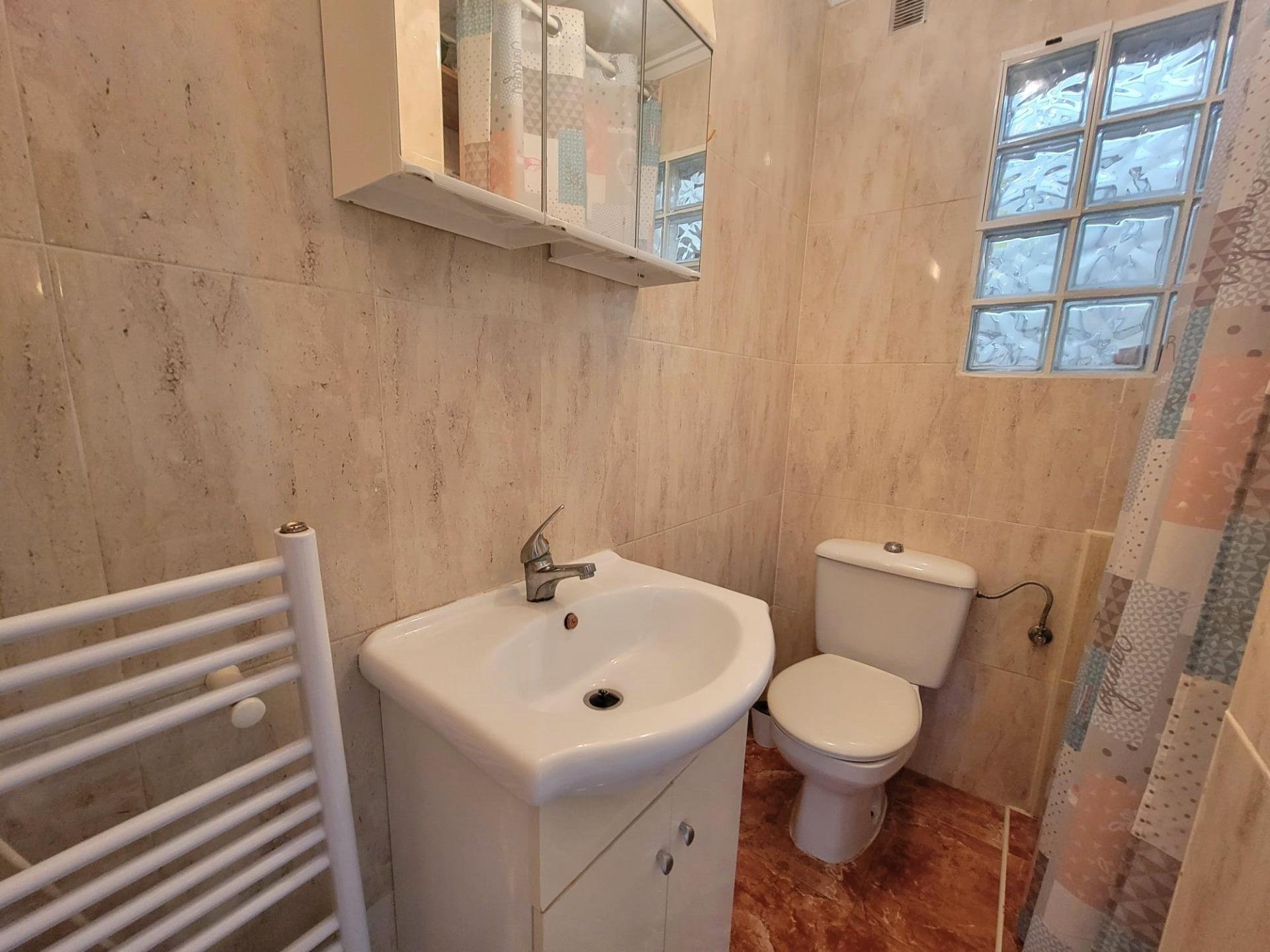 House in Torrevieja, Alicante, Spain 1 bedroom, 60 sq.m. No. 182956