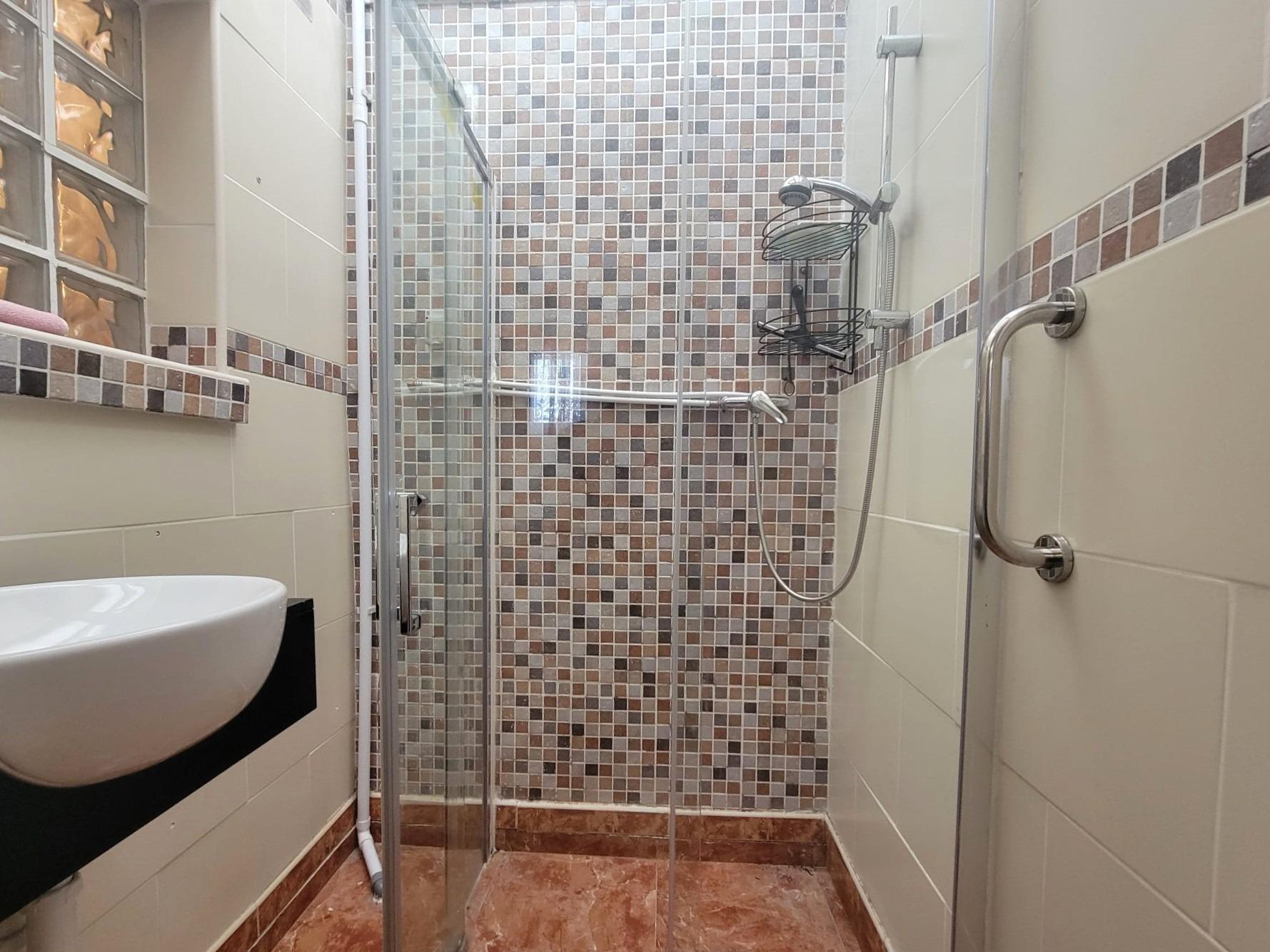 House in Torrevieja, Alicante, Spain 1 bedroom, 60 sq.m. No. 182956