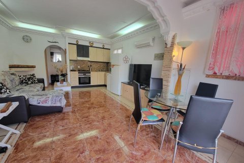 Casa in vendita a Torrevieja, Alicante, Spagna 1 camera da letto, 60 mq. N° 182956 - foto 4