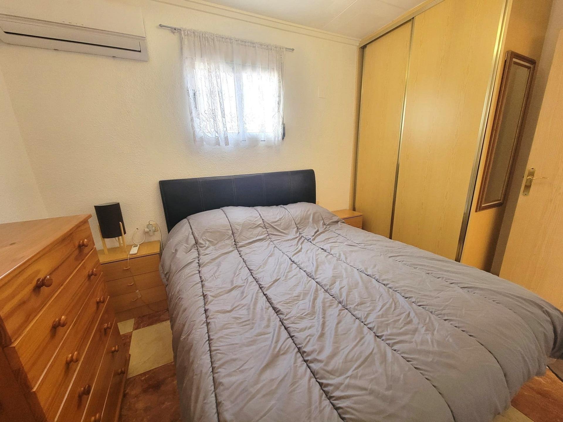House in Torrevieja, Alicante, Spain 1 bedroom, 60 sq.m. No. 182956