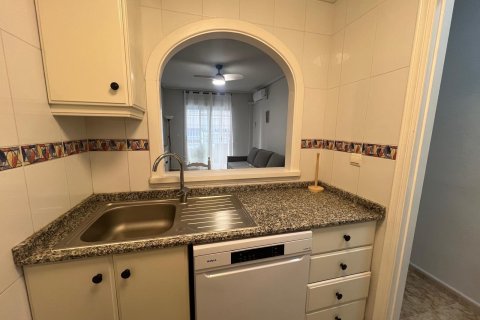 Apartament w Torrevieja, Alicante, Hiszpania 2 sypialnie, 63 mkw. nr 182960 – zdjęcie 6