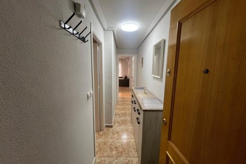 Apartament w Torrevieja, Alicante, Hiszpania 2 sypialnie, 63 mkw. nr 182960 – zdjęcie 16