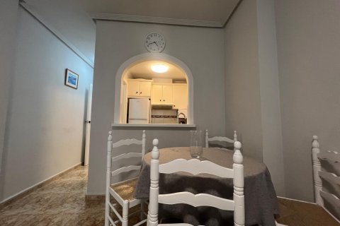 Apartament w Torrevieja, Alicante, Hiszpania 2 sypialnie, 63 mkw. nr 182960 – zdjęcie 8