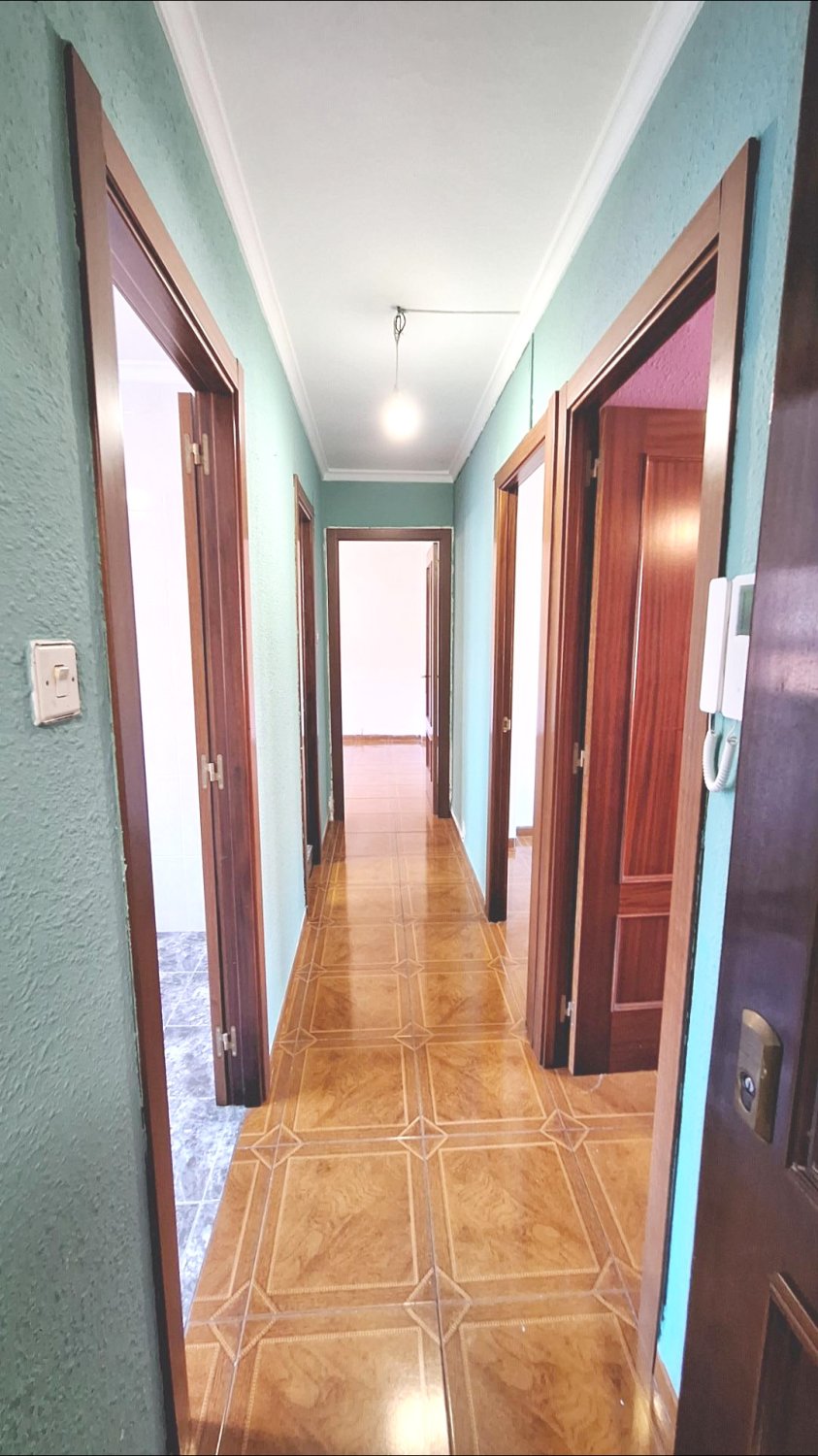Appartamento a Gijon, Asturias, Spagna 1 camera da letto, 58 mq. N° 182957