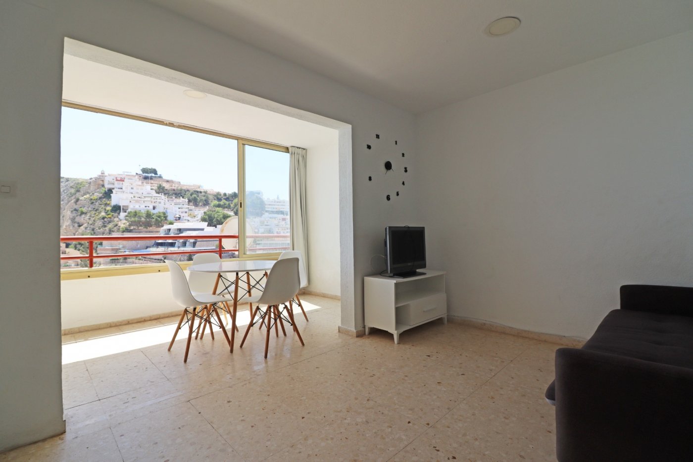 Apartamento en Benidorm, Alicante, España 1 dormitorio,  No. 183552