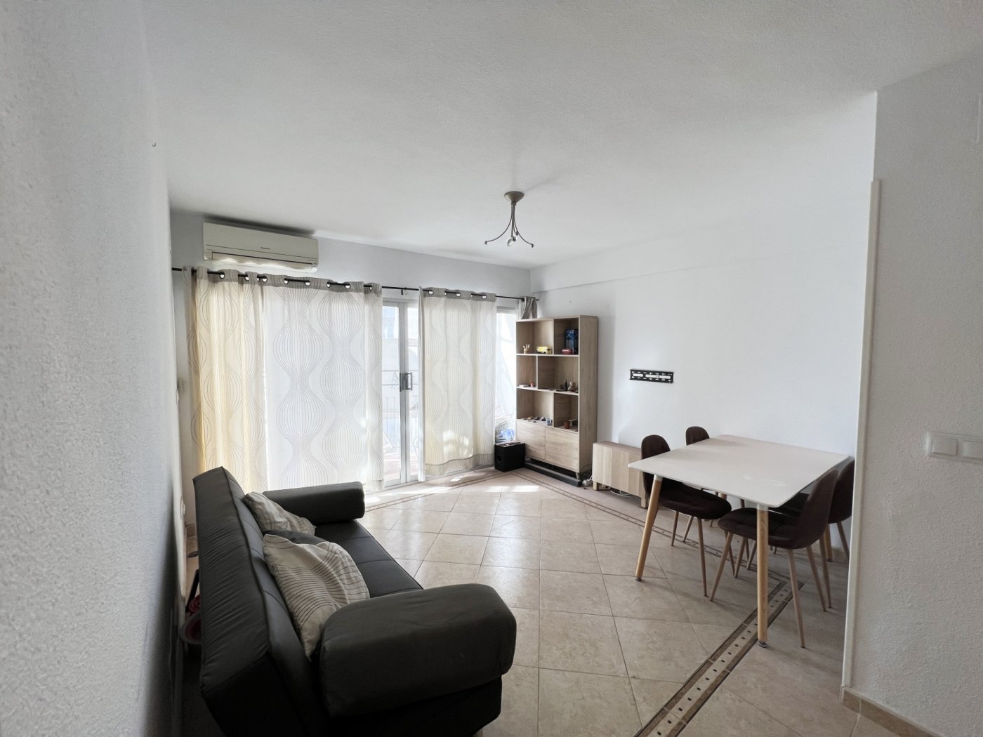 Apartment in Benidorm, Alicante, Spain 3 bedrooms,  No. 183548