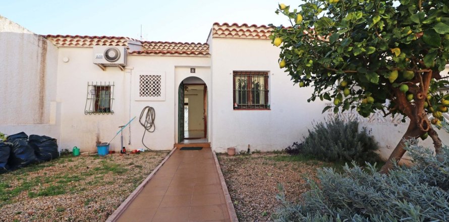 Townhouse in La Nucia, Alicante, Spain 2 bedrooms, 253 sq.m. No. 183553