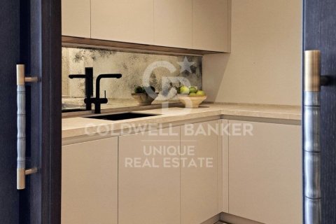 Продажа квартиры в Мадрид, Испания 4 спальни, 326м2 №158506 - фото 9