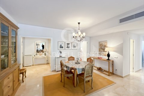 Huoneisto myytävänä Sitges, Barcelona, Espanja, 3 makuuhuonetta, 130 m2 No. 158502 - kuva 11