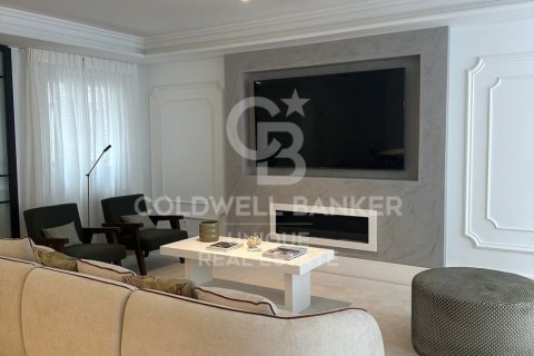 Продажа квартиры в Мадрид, Испания 4 спальни, 250м2 №158504 - фото 3