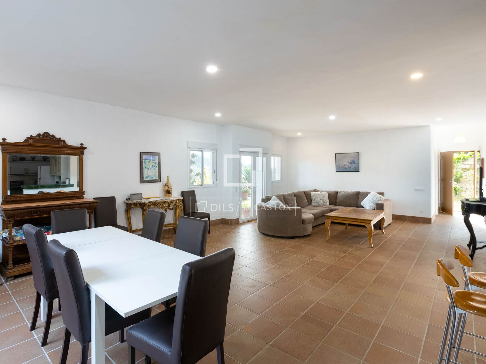 Huvila Arenys de Mar, Barcelona, Espanja 7 makuuhuonetta, 493 m2 No. 161425