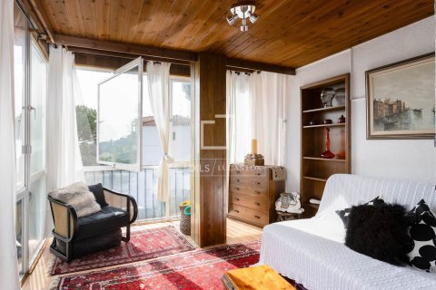 Villa for sale in Arenys de Mar, Barcelona, Spain 7 bedrooms, 493 sq.m. No. 161425 - photo 14