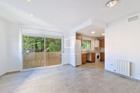 Lägenhet till salu i Vilanova i la Geltru, Barcelona, Spanien 2 sovrum, 71 kvm. Nr. 161422 - foto 11