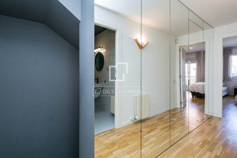 Villa for sale in Sant Cugat Del Valles, Barcelona, Spain 4 bedrooms, 280 sq.m. No. 161424 - photo 15