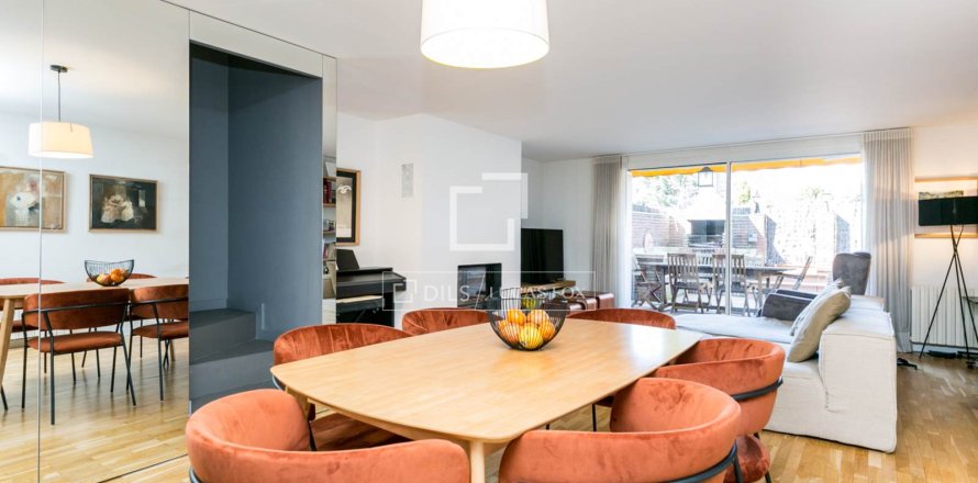 Huvila Sant Cugat Del Valles, Barcelona, Espanja 4 makuuhuonetta, 280 m2 No. 161424