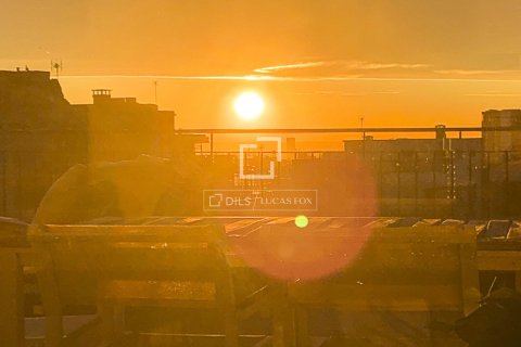 Penthouse à vendre à Barcelona, Espagne, 2 chambres, 80 m2 No. 161423 - photo 19