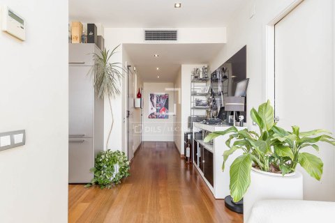 Penthouse à vendre à Barcelona, Espagne, 2 chambres, 80 m2 No. 161423 - photo 9